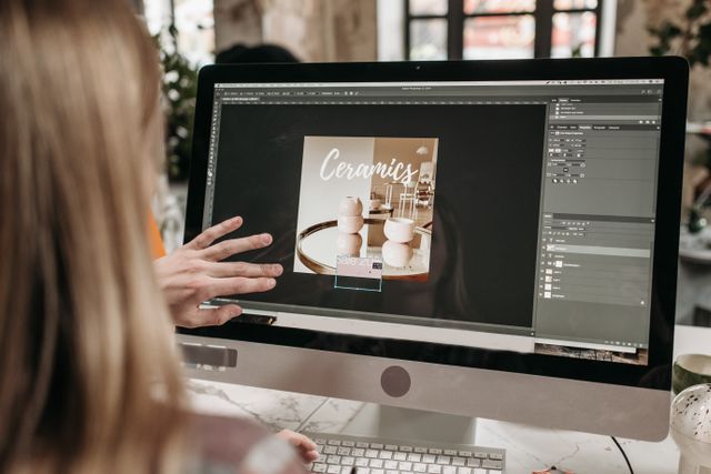 unlimited design free trial vs money-back guarantee 