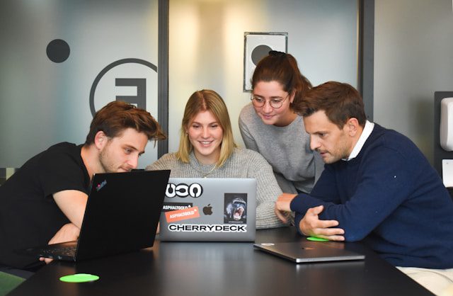 working with an unlimited design service 